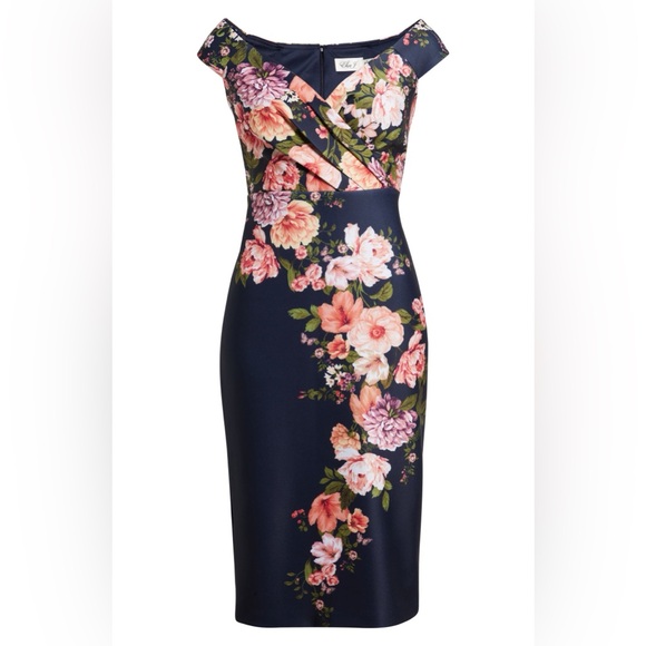 Eliza J Jackets & Blazers - Eliza J
Floral Print Scuba Sheath Dress